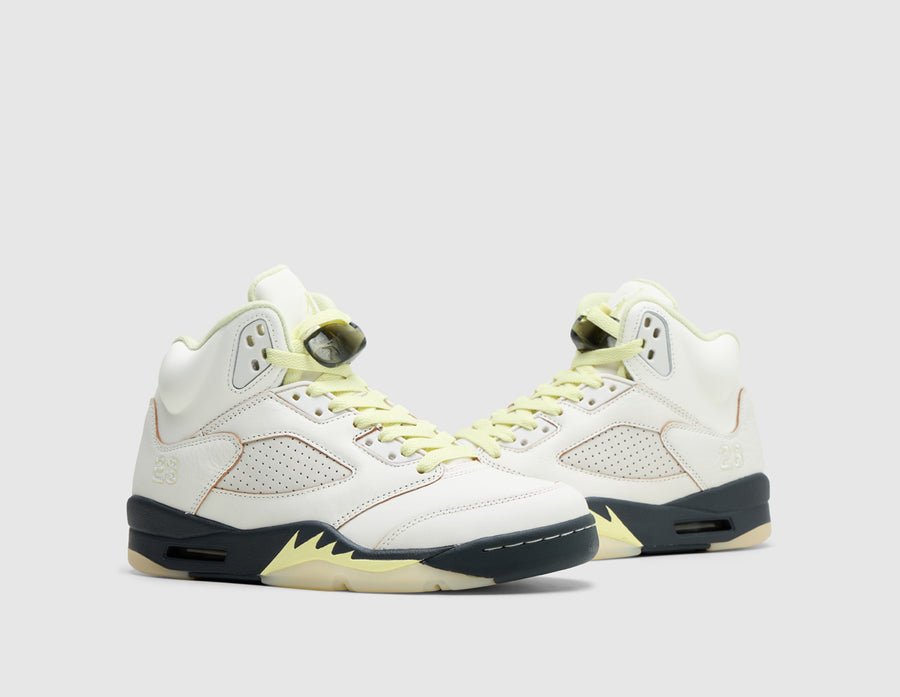 Jordan Women's 5 Retro product detail