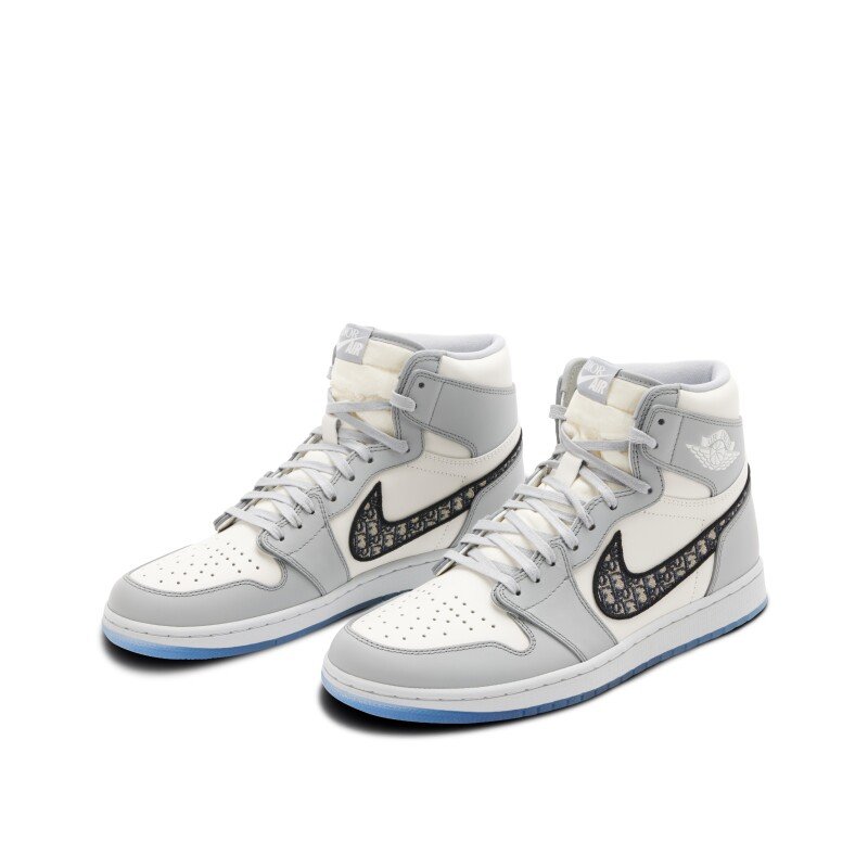 Nike Air Jordan 1 High Dior product detail